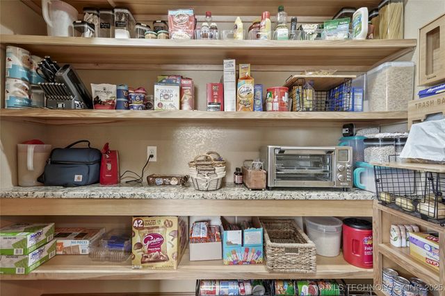 13514 N 97th East Avenue, Collinsville, OK 74021