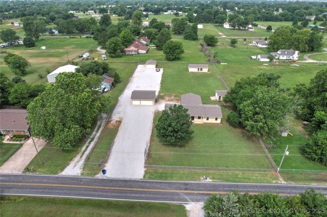 13514 N 97th East Avenue, Collinsville, OK 74021