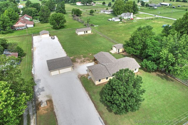 13514 N 97th East Avenue, Collinsville, OK 74021