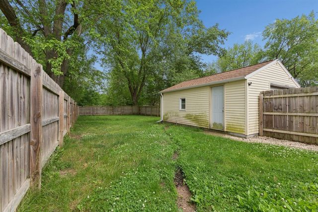 1602 Baker Drive, Kalamazoo, MI 49048