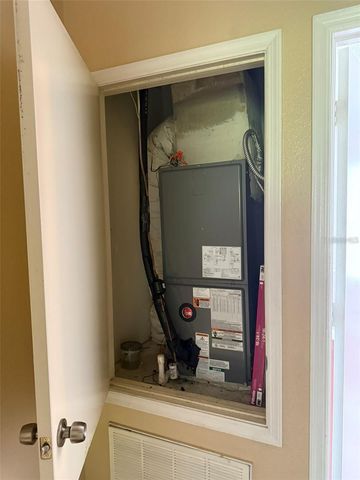 11310 CAYMAN KEY AVENUE, Tampa, FL 33624