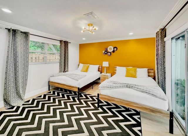 5940 NE 22nd Avenue, Fort Lauderdale, FL 33308