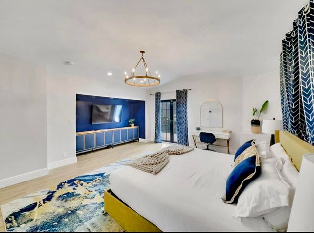 5940 NE 22nd Avenue, Fort Lauderdale, FL 33308