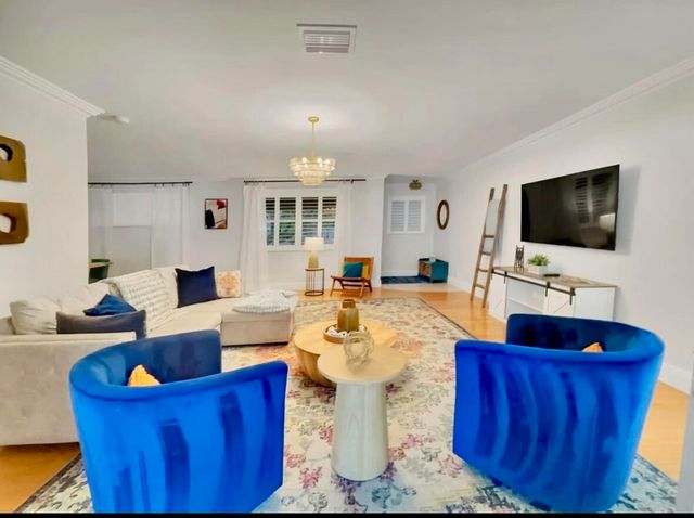 5940 NE 22nd Avenue, Fort Lauderdale, FL 33308