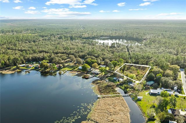 15025 NE 83RD LANE, Silver Springs, FL 34488