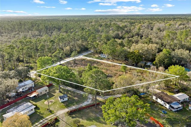 15025 NE 83RD LANE, Silver Springs, FL 34488