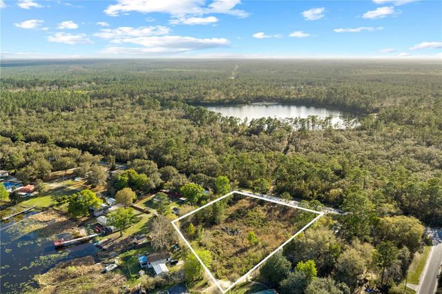 15025 NE 83RD LANE, Silver Springs, FL 34488