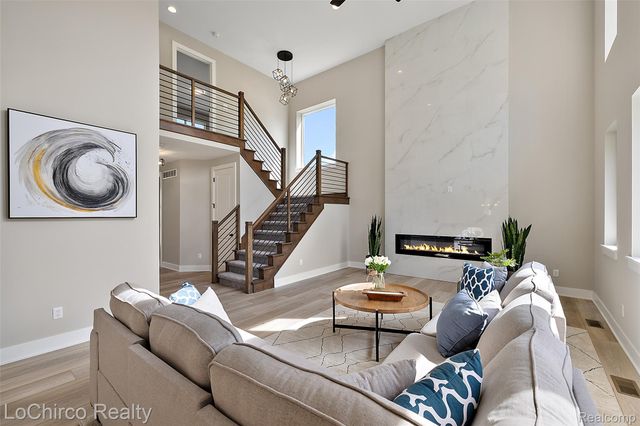 49579 Langford Drive, Macomb Township, MI 48044