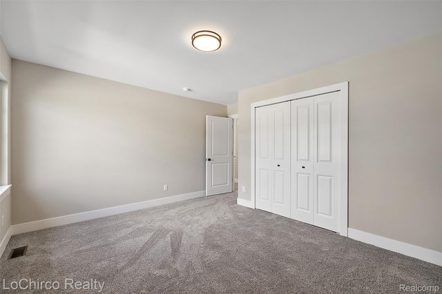 49579 Langford Drive, Macomb Township, MI 48044