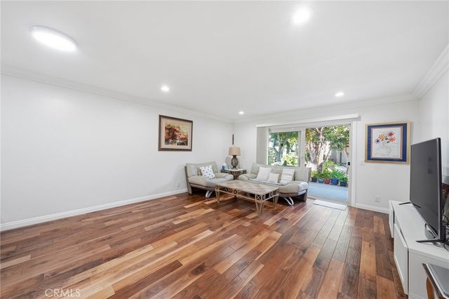406 Orange Blossom, Irvine, CA 92618