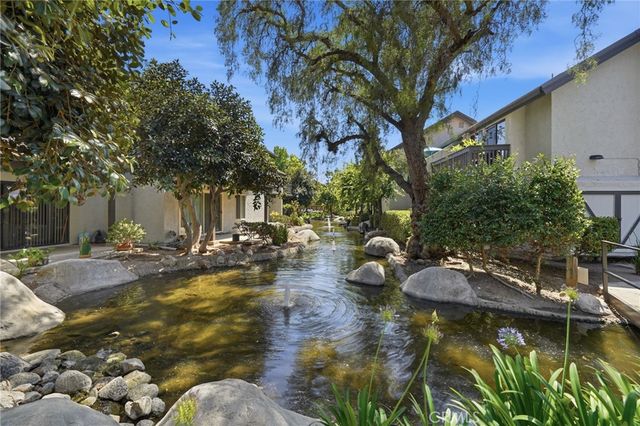 406 Orange Blossom, Irvine, CA 92618