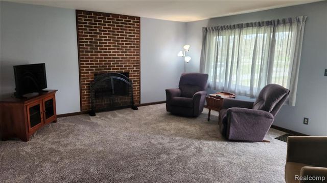 26250 Inkster Road, Flat Rock, MI 48134