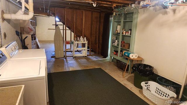 26250 Inkster Road, Flat Rock, MI 48134