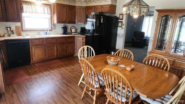 26250 Inkster Road, Flat Rock, MI 48134