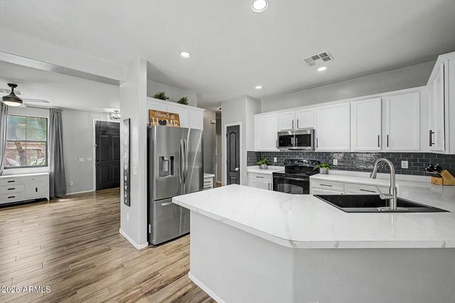 11728 W ROBIN Court, Sun City, AZ 85373