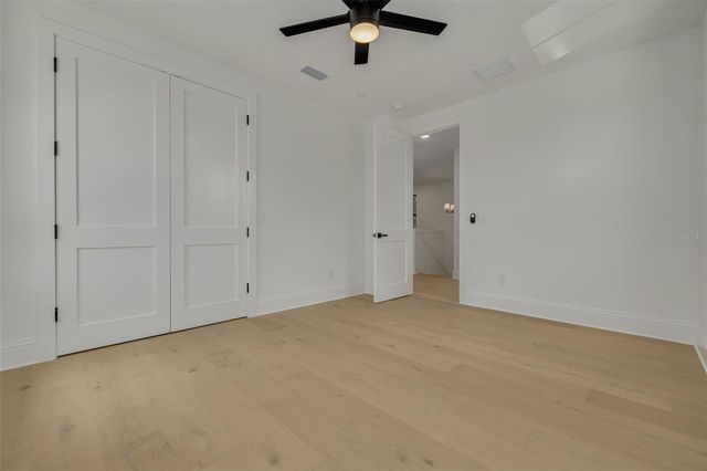 520 48TH AVENUE N, St Petersburg, FL 33703