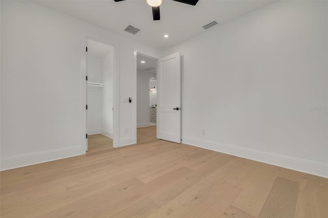 520 48TH AVENUE N, St Petersburg, FL 33703