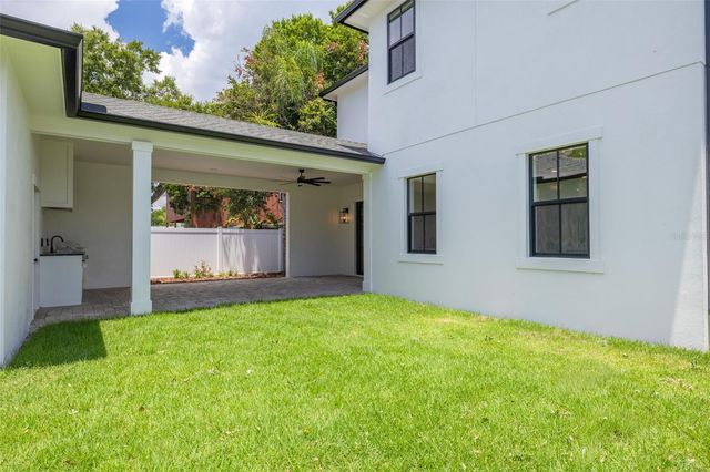 520 48TH AVENUE N, St Petersburg, FL 33703