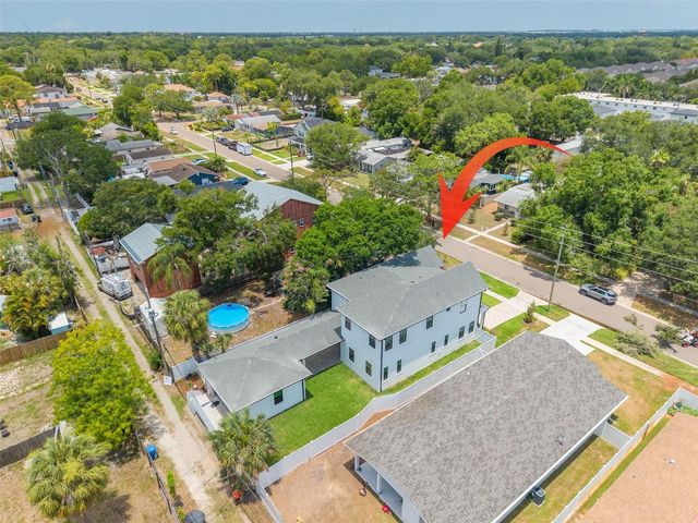 520 48TH AVENUE N, St Petersburg, FL 33703