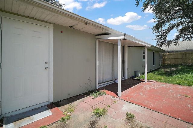 2945 BRYANT STREET, Eustis, FL 32726
