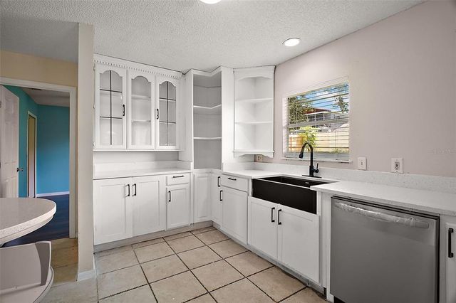 2945 BRYANT STREET, Eustis, FL 32726