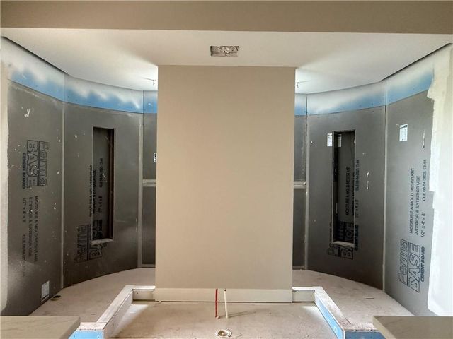 31517 W 86th Court, De Soto, KS 66018