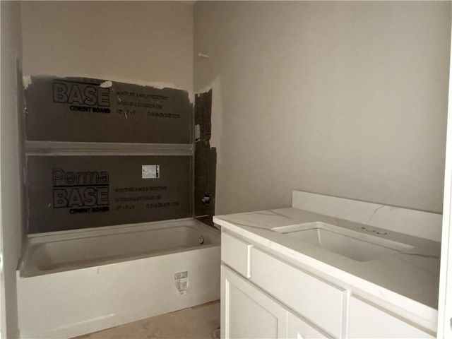 31517 W 86th Court, De Soto, KS 66018