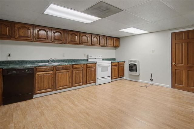 1001 Wiley Bridge Road, Woodstock, GA 30188