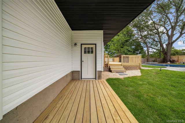 42 Rita Crescent, Commack, NY 11725