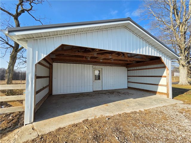 1055 Mercer New Wilmington Road, Lackawannock Twp, PA 16142