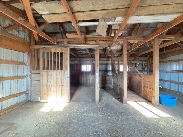 1055 Mercer New Wilmington Road, Lackawannock Twp, PA 16142