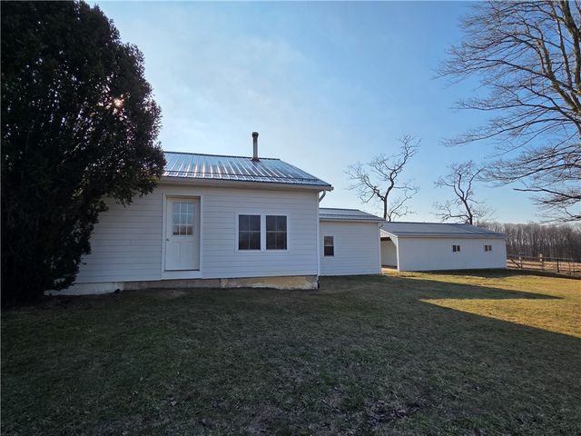 1055 Mercer New Wilmington Road, Lackawannock Twp, PA 16142