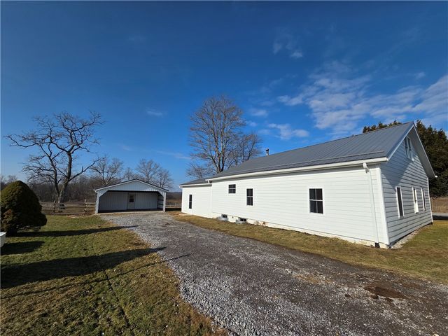 1055 Mercer New Wilmington Road, Lackawannock Twp, PA 16142