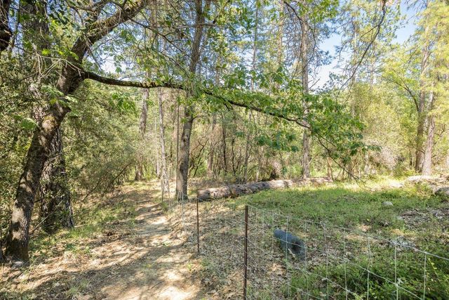 3580 Sluice Box Rd, Placerville, CA 95667
