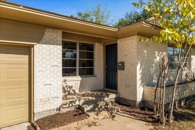 2243 Larry Drive, Dallas, TX 75228