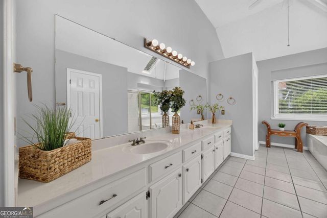 3210 Hall Garden Road, Snellville, GA 30039
