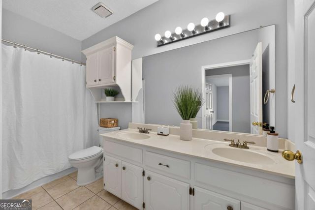 3210 Hall Garden Road, Snellville, GA 30039