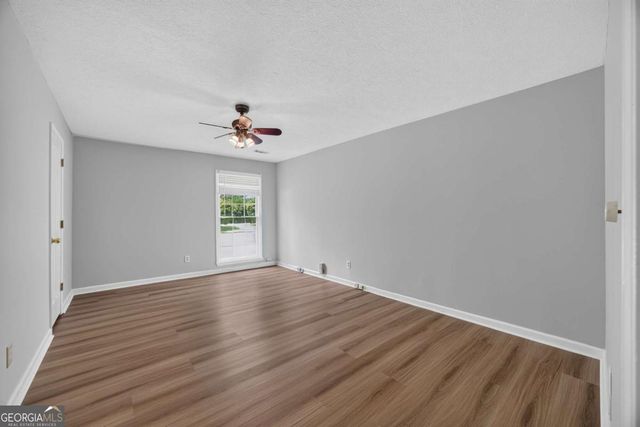 3210 Hall Garden Road, Snellville, GA 30039