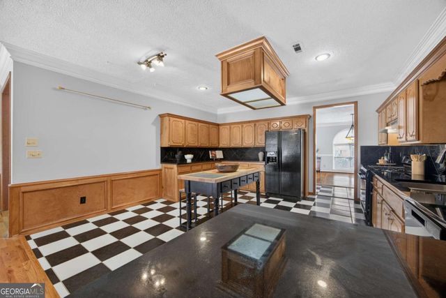 3210 Hall Garden Road, Snellville, GA 30039