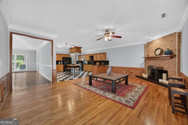 3210 Hall Garden Road, Snellville, GA 30039