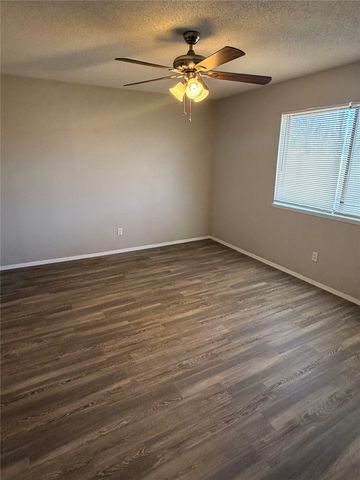 3402 Green Hill Drive, Arlington, TX 76014