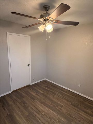 3402 Green Hill Drive, Arlington, TX 76014