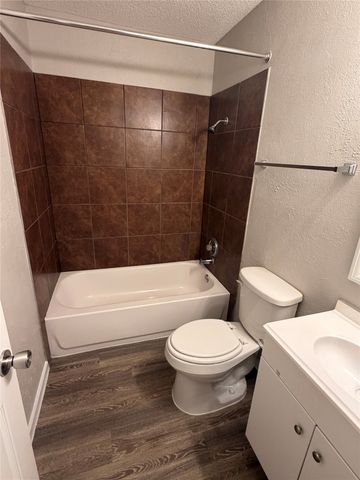 3402 Green Hill Drive, Arlington, TX 76014