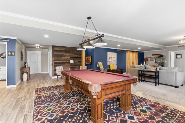 660 Willow Lake Court, Oxford Charter Township, MI 48371