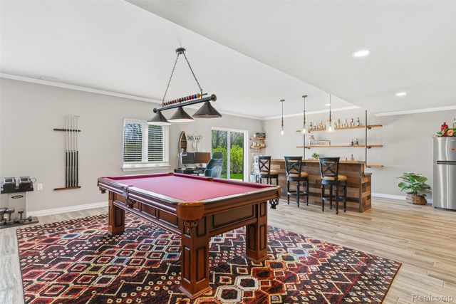 660 Willow Lake Court, Oxford Charter Township, MI 48371