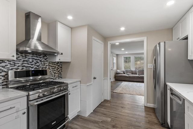 23 Monument Hill Rd, Chelmsford, MA 01824