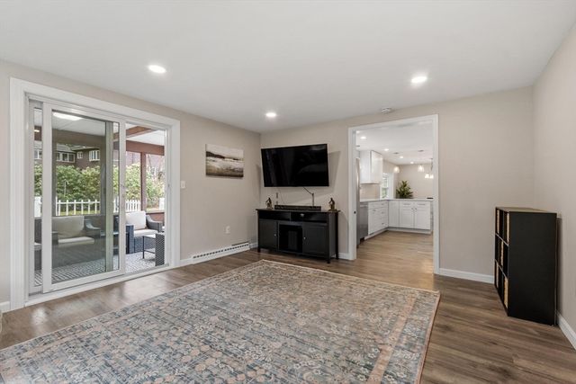 23 Monument Hill Rd, Chelmsford, MA 01824