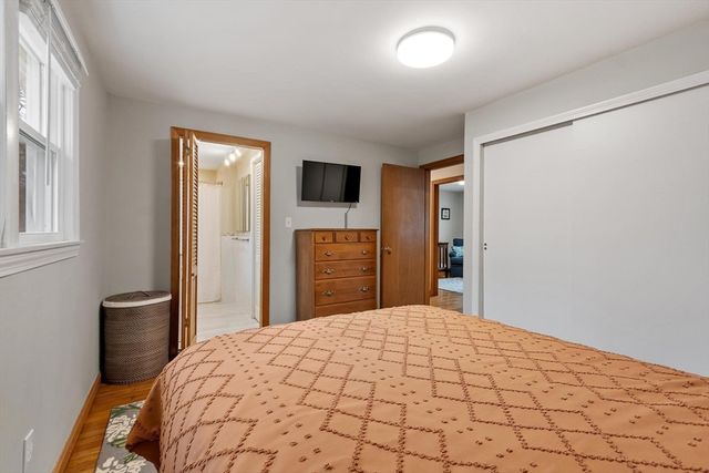 23 Monument Hill Rd, Chelmsford, MA 01824