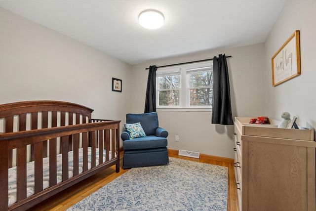 23 Monument Hill Rd, Chelmsford, MA 01824