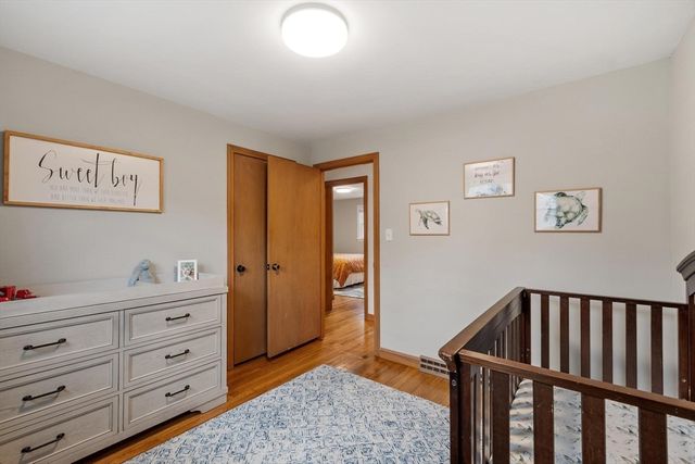 23 Monument Hill Rd, Chelmsford, MA 01824